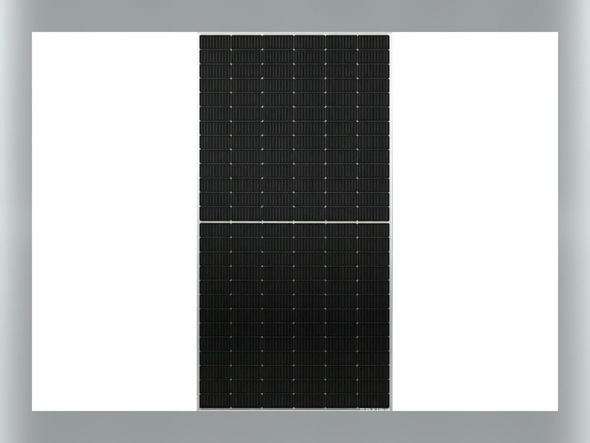 REDSOLAR 540 Wp napelem